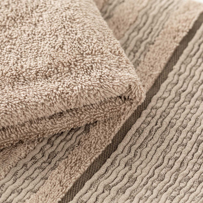 Set Asciugamani 1+1 In Spugna Con Bordura Jacquard Olimpia Linea Oro